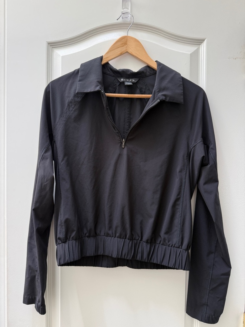 Athleta Black Quarter-Zip Cropped Windbreaker S